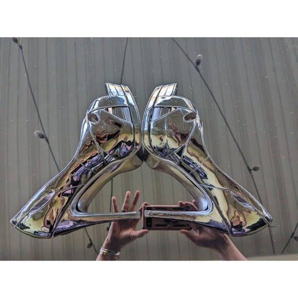 H by Halston Pumps Womens Sz 8.5 Black Patent Leather Platform Peeptoe Stilettos - Picture 3 of 16